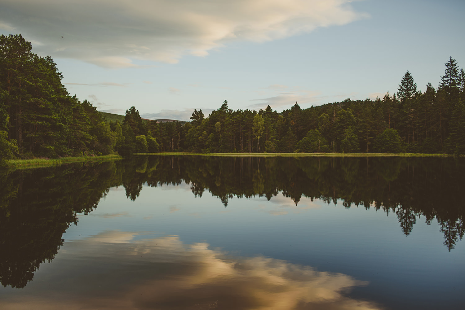 glen tanar loch