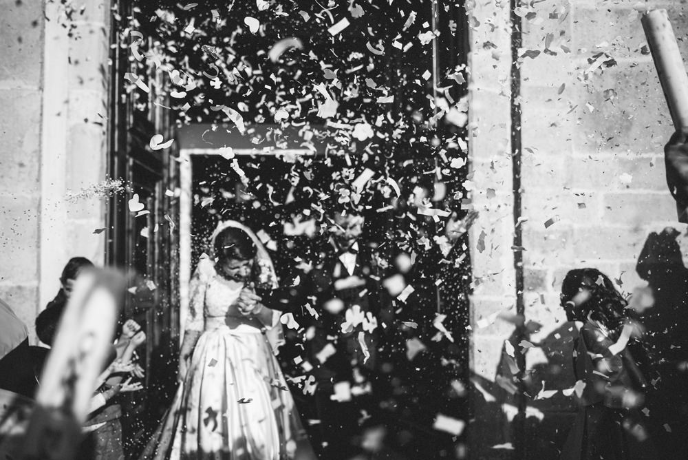 confetti shot at the wedding in italy